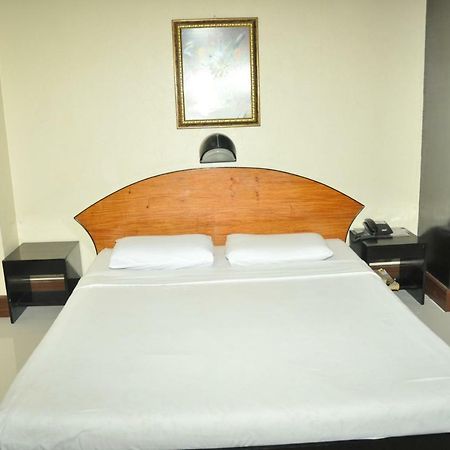 Paragon Suites Cebu Eksteriør bilde
